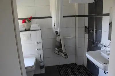 Ein Badezimmer in der Unterkunft Forsthaus-Ferienhotel am Dobrock
