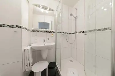 Ein Badezimmer in der Unterkunft H&P Touristik - Residenz Hohe Lith 10