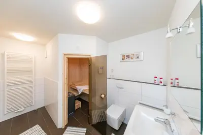 Ein Badezimmer in der Unterkunft Quartier Hohe Geest 16 - Lena - a69851