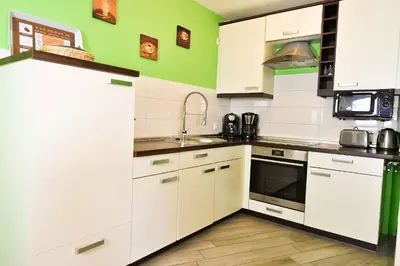 Küche/Küchenzeile in der Unterkunft Haus Nordseebrandung ND53
