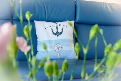 Ein Sitzbereich in der Unterkunft Beach Lodge BL03