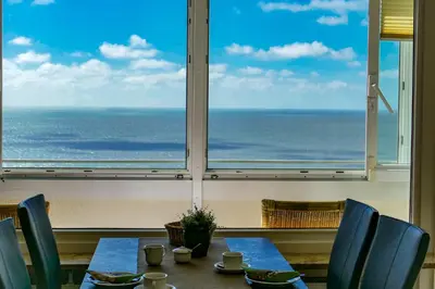 Ein allgemeiner Meerblick oder ein Meerblick von der Ferienwohnung aus