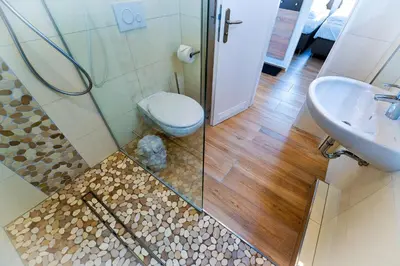 Ein Badezimmer in der Unterkunft Strandhochhaus SHC9