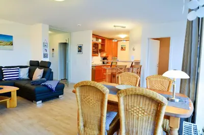 Ein Sitzbereich in der Unterkunft Haus Nordseebrandung NB62