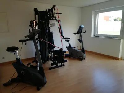 Das Fitnesscenter und/oder die Fitnesseinrichtungen in der Unterkunft Gemütliches Ferien Apartment in Cuxhaven