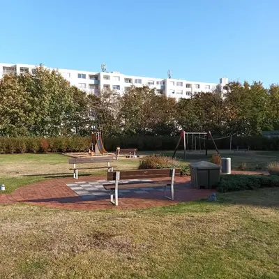 Ein Kinderspielbereich in der Unterkunft Lord Nelson App. 302