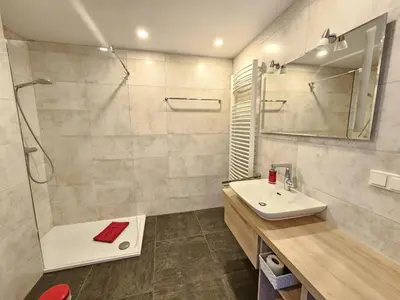 Ein Badezimmer in der Unterkunft Meerblick 424