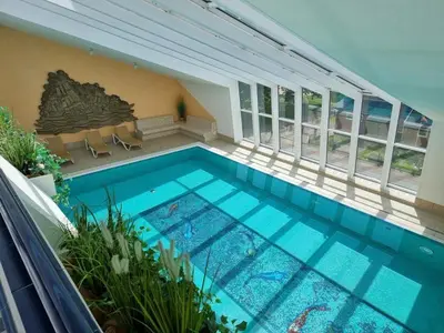 Der Swimmingpool an oder in der Nähe von Meerblick 424