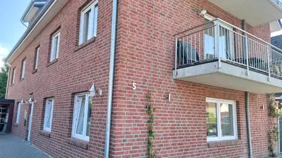 Das Gebäude in dem sich die Ferienwohnung befindet