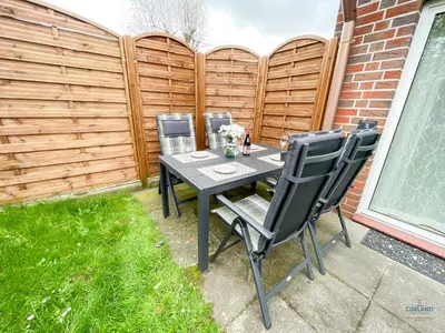 Ein Garten an der Unterkunft Residenz Grantz Sahlenburg Wohnung 3