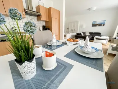 Küche/Küchenzeile in der Unterkunft Residenz Grantz Sahlenburg Wohnung 2