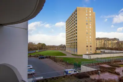 Das Gebäude in dem sich die Ferienwohnung befindet