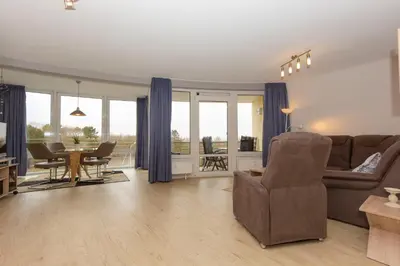 Ein Sitzbereich in der Unterkunft Kurpark-Residenz 218B