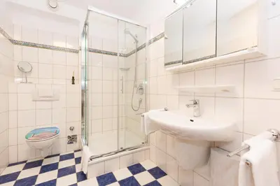 Ein Badezimmer in der Unterkunft Kurpark-Residenz 202