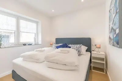 Ein Bett oder Betten in einem Zimmer der Unterkunft Germaniastr 7 Germaniastr 7, Whg Hafenkoje