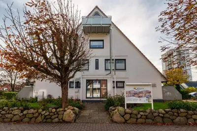 Das Gebäude in dem sich die Ferienwohnung befindet