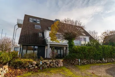 Das Gebäude in dem sich die Ferienwohnung befindet