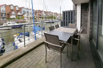 Das Gebäude in dem sich das Ferienhaus befindet