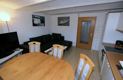 TV/Unterhaltungsangebot in der Unterkunft Strand-Villa, Nige Ooge