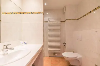 Ein Badezimmer in der Unterkunft 