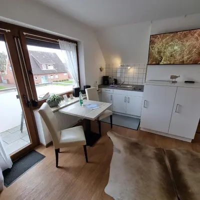 Küche/Küchenzeile in der Unterkunft Haus Kaiser Appartement 4 Deichsommer