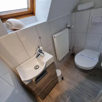 Ein Badezimmer in der Unterkunft Haus Kaiser Appartement 5 Deichseele