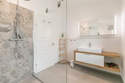 Ein Badezimmer in der Unterkunft Deichidyll Deichidyll, Whg Glücksmomente