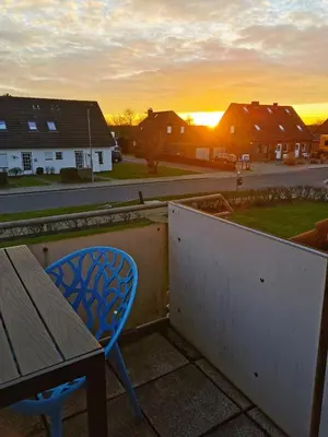 Blick auf den Sonnenuntergang/Sonnenaufgang von der Ferienwohnung aus oder aus der Nähe