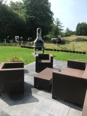 Ein Garten an der Unterkunft Ferienhaus am Heringskoop