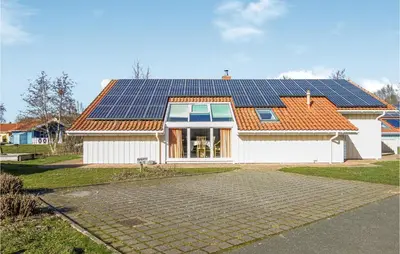 Das Gebäude in dem sich das Ferienhaus befindet