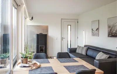 Ein Sitzbereich in der Unterkunft 1 Bedroom Beautiful Home In Otterndorf