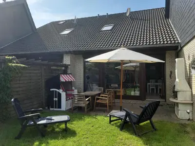 Ein Garten an der Unterkunft Ferienhaus Kleine Robbe