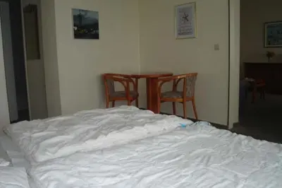 Ein Bett oder Betten in einem Zimmer der Unterkunft Seehütte Ferienwohnung 604