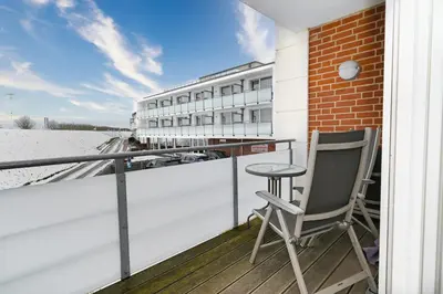 Ein Balkon oder eine Terrasse in der Unterkunft Hafenresidenz - Mare Portus
