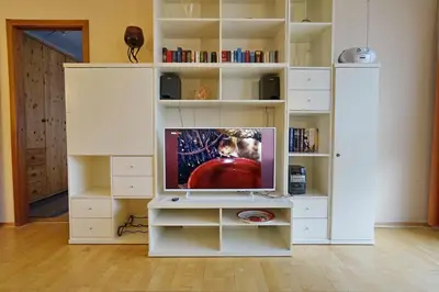 TV/Unterhaltungsangebot in der Unterkunft Viktoriastraße 5 D Thomsen 806