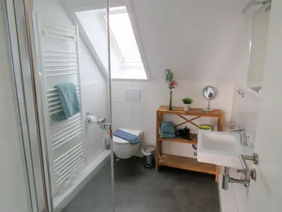 Ein Badezimmer in der Unterkunft Haus zwischen den Deichen Wohnung 2