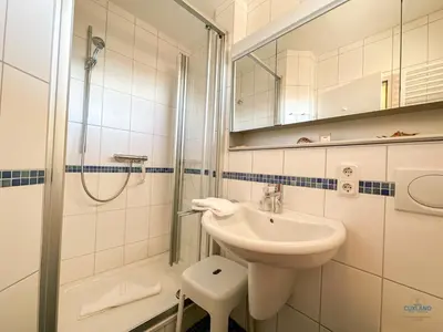 Ein Badezimmer in der Unterkunft Haus Alte Liebe Whg 404 Utkiek