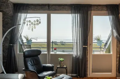 Ein Sitzbereich in der Unterkunft Encore Seaside