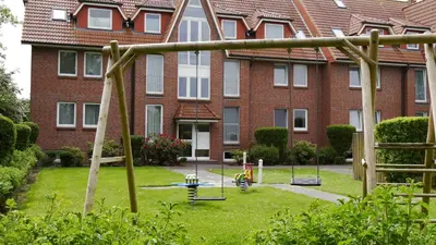 Ein Garten an der Unterkunft MS Nautic