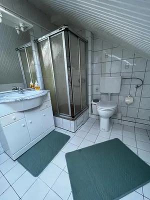 Ein Badezimmer in der Unterkunft Schwiemann