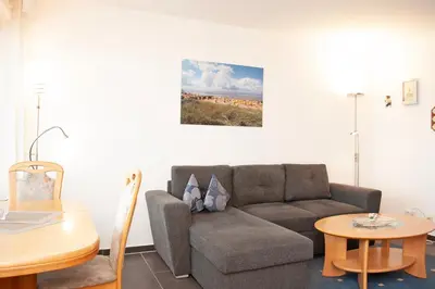 Ein Sitzbereich in der Unterkunft Haus Hanseatic, Wohnung 711