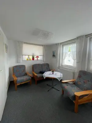 Ein Sitzbereich in der Unterkunft Badehausallee 20 Bungalow