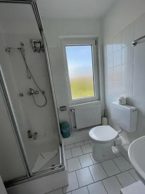 Ein Badezimmer in der Unterkunft Haus Nordseegruß 2