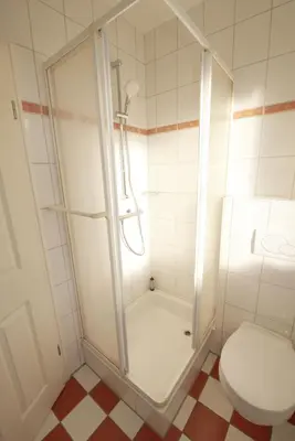 Ein Badezimmer in der Unterkunft Haus Albatros