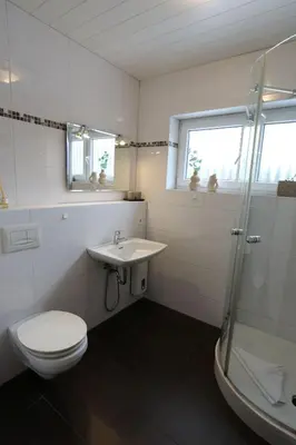 Ein Badezimmer in der Unterkunft Rugenbargsweg 29 Whg 1
